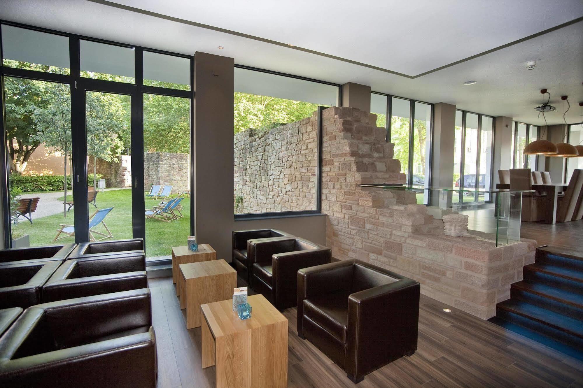 Motel One ซาร์บรึคเคน ภายนอก รูปภาพ